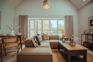 Photo 26- click for photo gallery